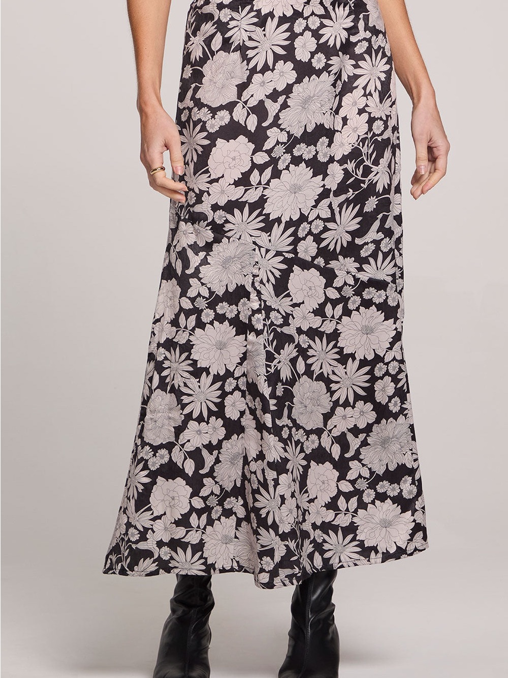 Anthro Saltwater Luxe Aisle Midi Skirt Floral Black Cream Boho Flowy Small